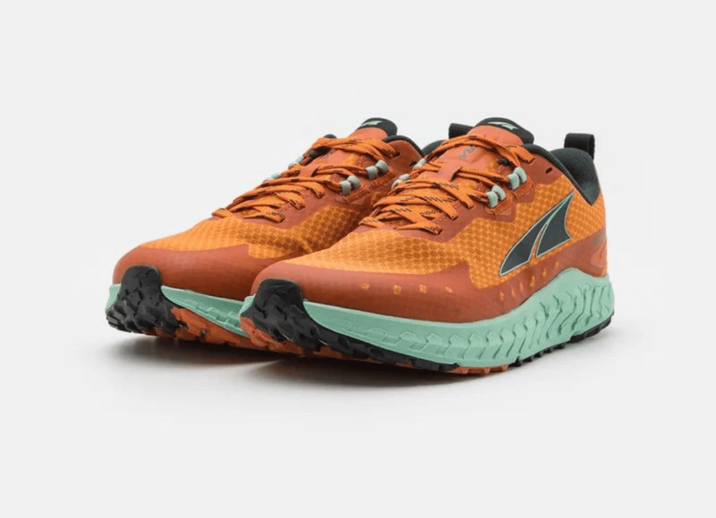 Altra trail running